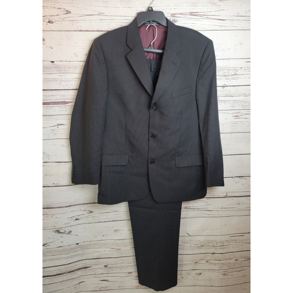 Vtg Bachrach 2-Piece Suit Pleated Pants Sz 37R Black Pinstripe Jacket sz 44R